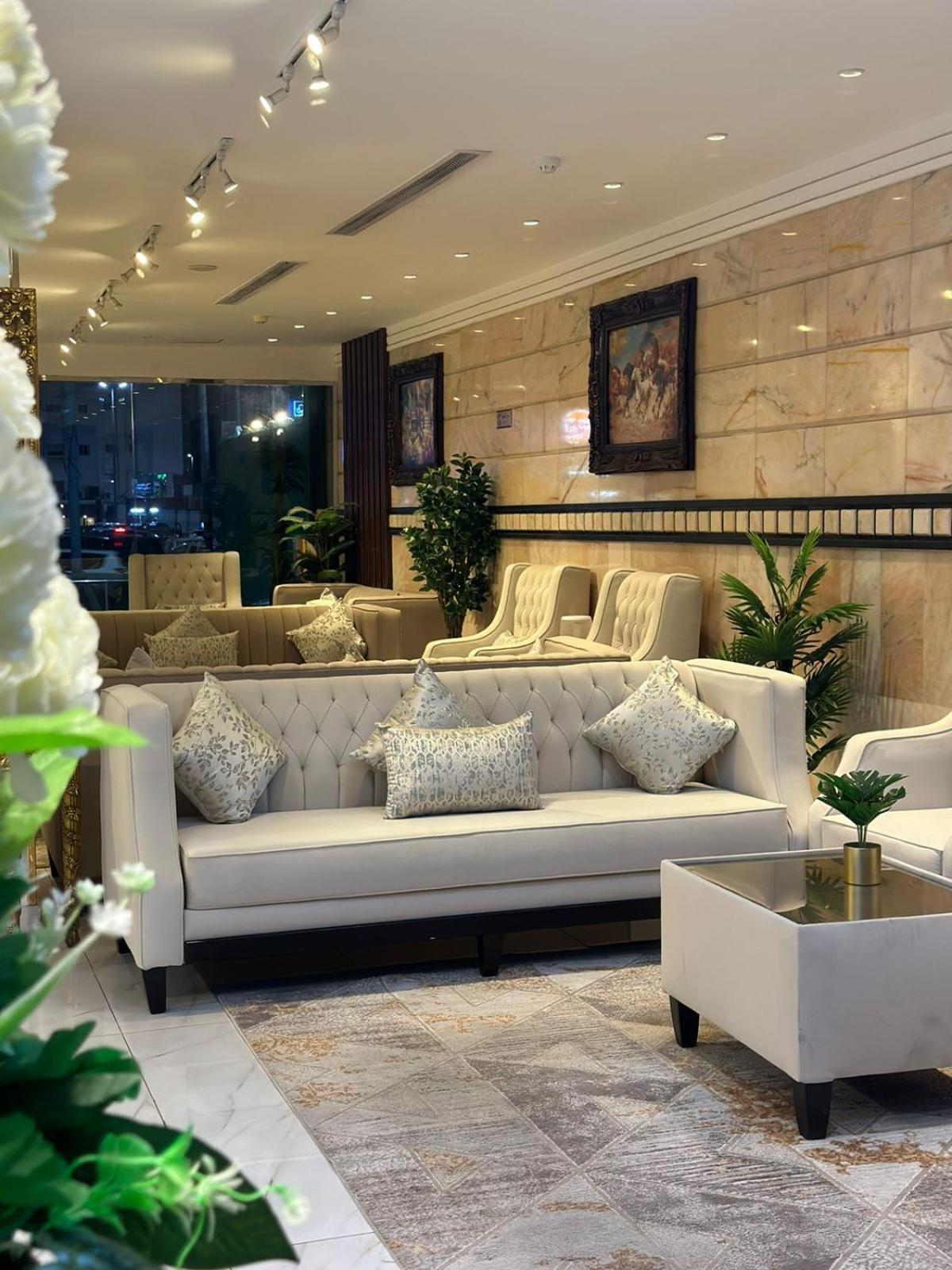 Diva Hotel Suites Dschidda Exterior foto